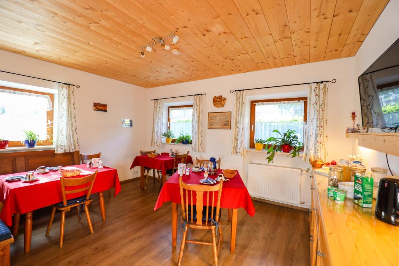 Bed & Breakfast Landhaus Freund *